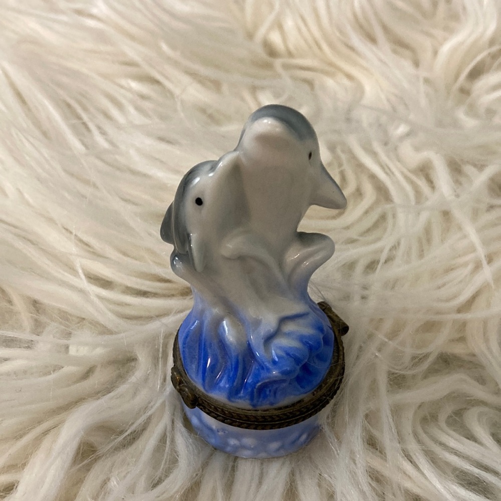 Direct connection industry Dolphin trinket box